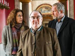 Inspector Barnaby Zdfneo Gerat In Tote Singen Nicht Zwischen Zwei Rivalisierende Chore Kommissar Thiel Und Professor Boerne Gehen Im T Tatort Krimi Filme