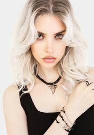 White Shark Tooth Toggle Choker