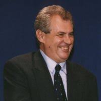 Šéfa poslanců spd fialu za rasismus nahlásil muž, který lhal o smrti prezidenta zemana. Milos Zeman Necyklopedie