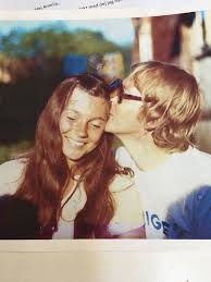 Albums et chansons en streaming et téléchargement mp3. M Magasin Ni Vet Val Att Amelia Fortfarande Bloggar Facebook