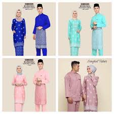 Jika belum tahu, yuk kenali pakaian adat indonesia dengan gambarnya di sini! Po Couple Set Baju Kurung Women S Fashion Muslimah Fashion Baju Kurung Sets On Carousell