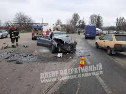 Будьте в курсе последних новостей вашего города. Dtp V Dnepre Na Yasnopolyanskoj Stolknulis Stolknulis Geely I Toyota Novosti Dnepra