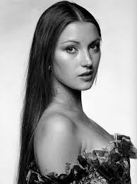 Thunderballs Org On Twitter Lady Jane Seymour Jane Seymour Bond Girls