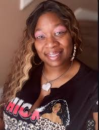 Amanda Dezenzo's Instagram, Twitter & Facebook