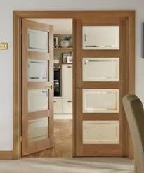 This 4 Panel Oak Shaker Glazed Door Has Four Clear Glass Panes Which Add Interest And Ligh Sliding Doors Interior Oak Glazed Internal Doors Wood Doors Interior
