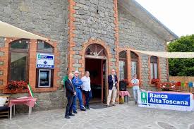 Prima banca di credito cooperativo in toscana e ottava in italia, chiantibanca rappresenta oggi una delle principali realtà del credito cooperativo nazionale. A Prunetta Una Nuova Area Self Della Banca Alta Toscana La Voce Della Montagna