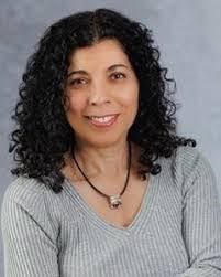 Leslie Kerns's Instagram, Twitter & Facebook