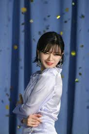 Hmmmmm, i don't know how to feel about this. Jeongyeon Feel Special å¥³ã®å­ ã‚¸ãƒ§ãƒ³ãƒ¨ãƒ³ ãƒ€ãƒ'ãƒ§ãƒ³