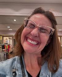 Carolyn Mackey's Instagram, Twitter & Facebook