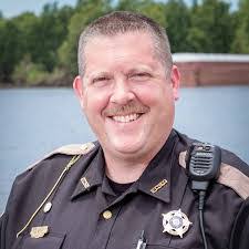 Derek Goodson's Instagram, Twitter & Facebook