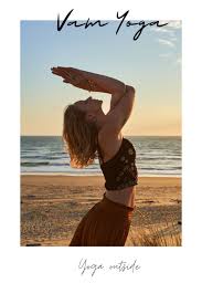 Vam Yoga A La Plage Yoga Professeur De Yoga Plage