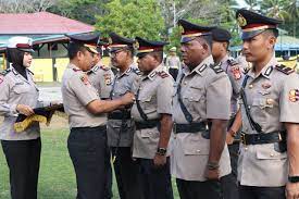 Looking for the definition of sbt? Dua Kasat Dua Kapolsek Di Jajaran Polres Sbt Bergeser Posisi Malukuterkini Com