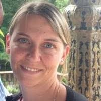 Jenna Ashman's Instagram, Twitter & Facebook