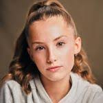 Eva Radcliffe's Instagram, Twitter & Facebook