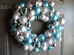 Get into the holiday spirit with pretty christmas decorations. 30 Wonderful Diy Christmas Wreaths Stayglam