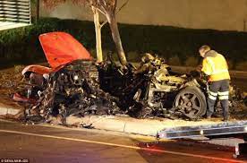 Тайриз гибсон плачет на месте аварии пола уокера (tyrese gibson, paul walker). An Dem Paul Walker Starb Wann Und Wie Ist Paul Walker Gestorben