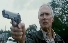 Si presenta in questa edizione amaray della linea heroes collection con una custodia per il riciclo quindi bucata frontalmente (scelta stilistca che non amo particolarmente). Clint Eastwood S Gran Torino Michigan Shooting Locations