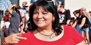 Milwaukee woman receives double lung transplant after COVID-19 fight