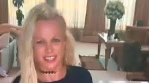 kim lever under konstanta dödshot!”