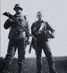 Mientras tanto, vamos avanzando con el vol. Finnish Chauchat Team Soldiers Haitava And Korhonen During The Continuation War 1941 44 Against The Soviet Union 1942 The Magazine Has A Protective Cover The Finns Received 100 Mac 24 29 And 5 000 Chauchat