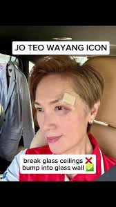 Josephine Glass Flower