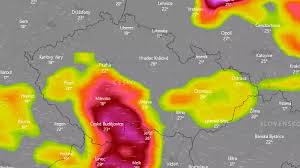 Radar zobrazuje místa, na kterých se vyskytují srážky (přeháňky, bouřky, trvalé srážky). Pocasi Radar Cesko Zasahnou Dalsi Silne Bourky