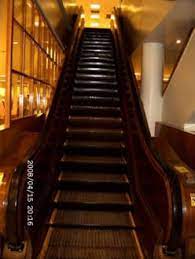 Maybe you would like to learn more about one of these? Holzrolltreppe Bild Macy S In New York Manhattan