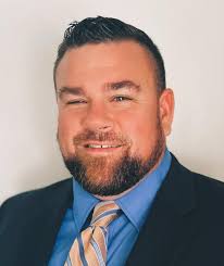 3 very special guests showed up last week...the great grandkids of Big Doe  Signa (founder of Doe's) John Davis and Emile Causey and Randy Travis  https://doeseatplace.com