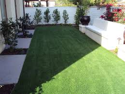 Pin By Easyturf Artificial Turf La On Modern Design Fake Grass Backyard Artificial Grass Backyard Synthetic Grass Backyard
