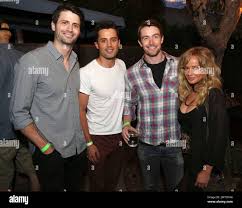 IMAGE DISTRIBUTED FOR MICROSOFT