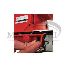 Milwaukee introduced a new cordless sander to market. Milwaukee Bs100le Belt Sander Milwaukee Belt Sander Power Tool Commercial Industrial Construction Tools Equipment On Carousell