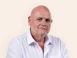 Vinfolio: Meet our team of experts