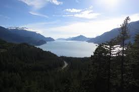 The lift lines look longer as they don't queue people quite as tight anymore. Eye On The Sound Above And Below Waters In Atl á¸µa7tsem Txwnewu7ts Howe Sound Ocean Wise S Aquablog