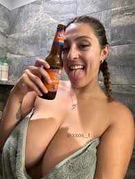 Live in 2 hours with @C_thiccc_ 😋 Live bj? Live sex?? See you soon 🥳  t.coQRtCHMNuqX