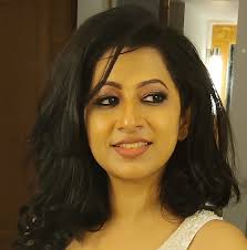 Cynthia Lavin's Instagram, Twitter & Facebook