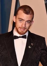 Photo : Nombreux ont été ceux à penser que le jeune homme aurait choisi de  se suicider suite à cette perte mais Lisa Cloud, la mère de l'acteur, a  pris la parole