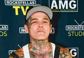 Shifty Shellshock, Crazy Town frontman known for Butterfly, dies at 49