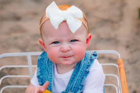 It doesn't get much cuter than this! 🌻 Almost completely done with the  second round of sunflower minis!