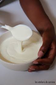 Je Me Suis Dit Que Durant Le Ramadan Il Vous Fallait Une Recette Comme Celle Ci Comment Realiser Son Propre Ya Lait Caille Caille Recette Recette Yaourt Maison