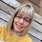 Kim Getchell's Instagram, Twitter & Facebook