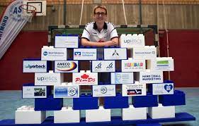 Jun 29, 2021 · den grünen teppich ausgerollt hat jetzt die gesamtschule münster mitte ihren ersten abiturientinnen und abiturienten. Unser Neuer Bufdi Ist Da Herzlich Willkommen Jonas Asc09dortmund