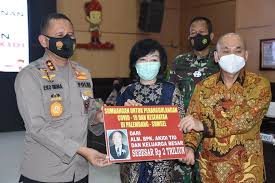 Dengan diterimanya uang rp215 juta untuk adhi dan eko keduanya juga dituntut hukuman pidana. Lambe Turah Fotos Facebook