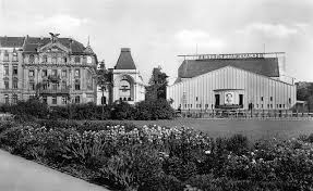 Berlin Mitte Schiffbauerdamm 1951 Berlin East Berlin Cool Photos