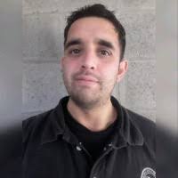 10+ perfiles de «Leonel Serrano»