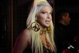 Mesto rođenja beograd, sr srbija, zastava socijalističke federativne republike jugoslavije sfrj druga imena jk aktivni period 1995. Spremna Da Pokori Latinsku Ameriku Jelena Karleusa Snima Duet Sa Brazilskim Transvestitom Najnovije Vesti Srbija Danas