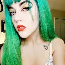 Neva Saenz's Instagram, Twitter & Facebook