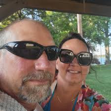 Identifying relatives in a family photo from Richmond, Michigan