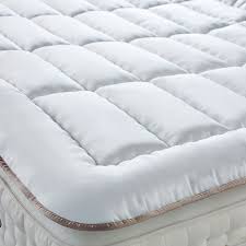 Vispring Heaven Luxury Mattress Topper Mattresstoppersuk Luxury Mattresses Vispring Spring Bedroom
