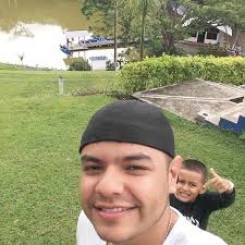 COMPLEJO ECO-TURISTICO LEÑA VERDE (Zarzal, Colombia)