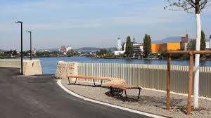 Britain carves out exemption for gold clearing banks from basel iii rule. Neue Rheinuferpromenade St Johann In Basel Gebogene Landi Spezialausfuhrungen Landi Bank Tisch Bank Kombinationen Burri